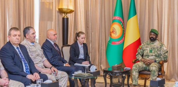 Le Président Goïta reçoit la commission mixte Mali-Russie