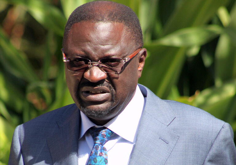 Dr. Abdoulaye Seck s’indigne contre le consulat de France : « Refuser un visa à un académicien, c’est trahir la science »