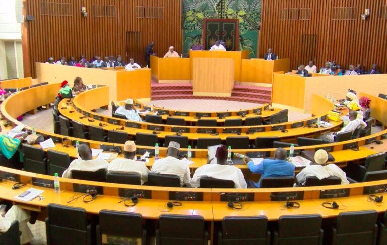 Autre lecture sur la réforme fiscale : Au-delà de la taxe, la bataille pour une gouvernance fiscale plus transparente