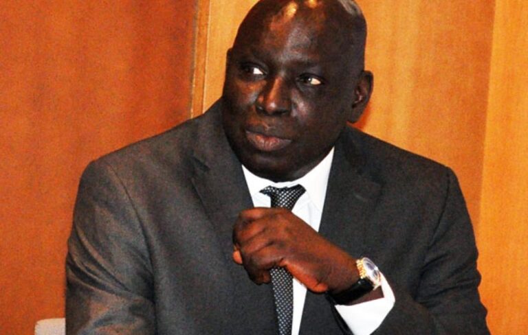 Affaire Madiambal : Les chefs de la Dic et du Commissariat de l’aéroport virés !