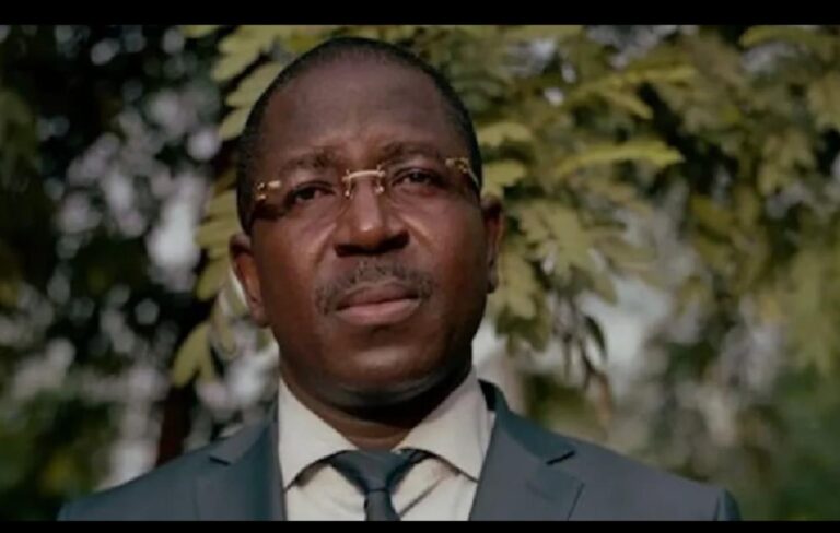 Burkina: des avocats dénoncent la « détention illégale » de Guy Hervé Kam (ex avocat de Sonko) écroué depuis plus d’un an