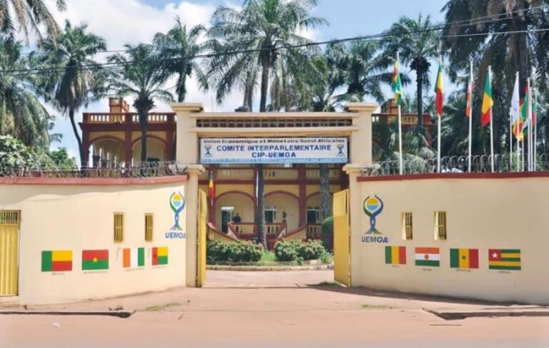 Entre détente des taux et reflux des prix, l’UEMOA cherche son souffle