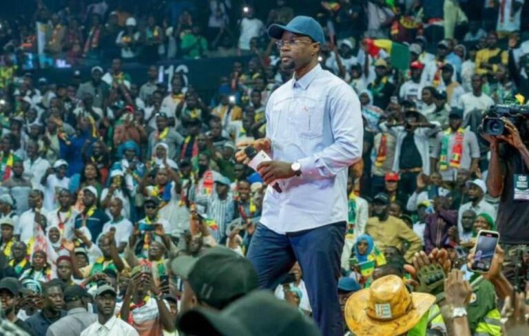 MA LECTURE DU 8 : Le bras de fer silencieux (Par Sidy Diop)