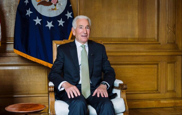 France : Pourquoi le gouvernement a convoqué l&rsquo;ambassadeur américain