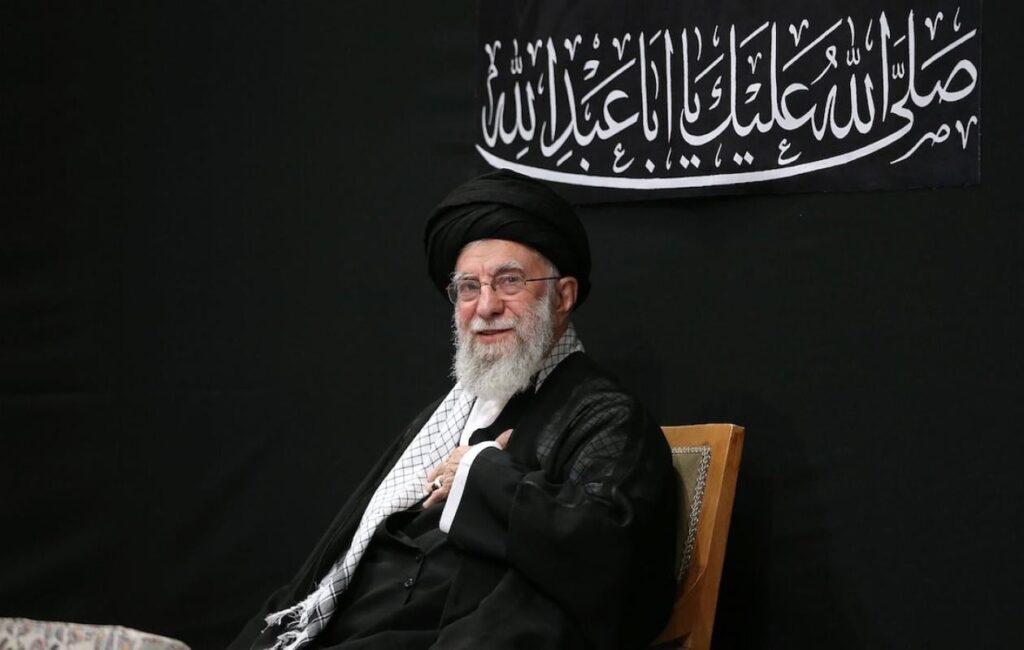 L&rsquo;Iran appelle à venger la mort de Khamenei