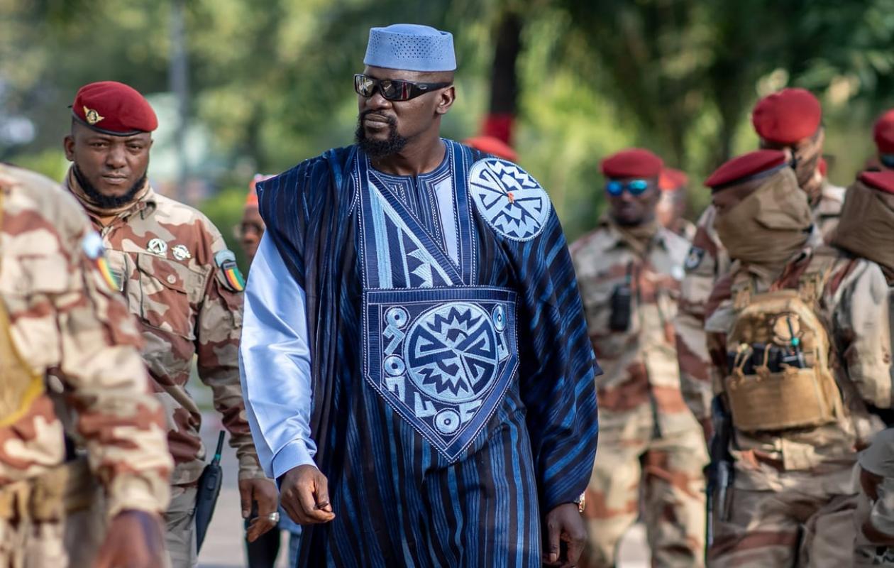 « Pas un centimètre de notre terre !  » : Mamadi Doumbouya déploie l&rsquo;armée face au Libéria et à la Sierra Leone