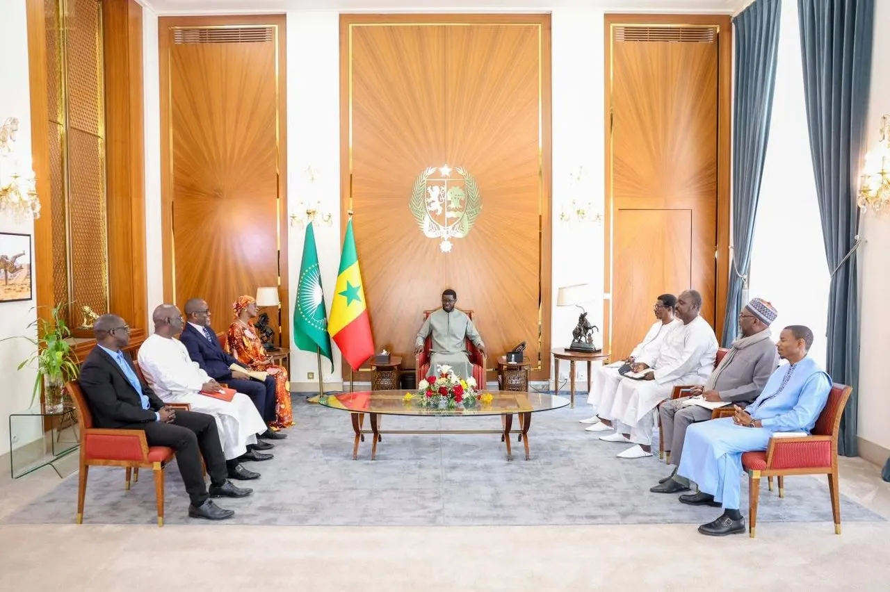 Célébration du centenaire de Me Wade : Une délégation du PDS reçue au Palais