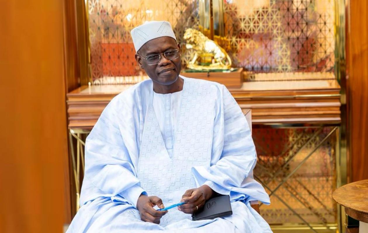 Hyper-présidentialisme, loyauté totale : un politologue charge Al Aminou Lo