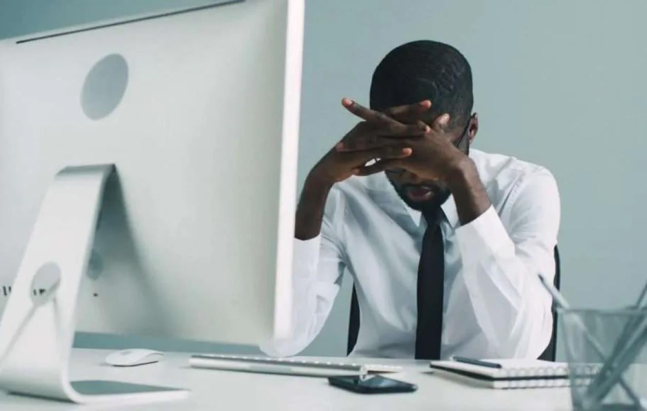Du burn-out aux pratiques occultes : L’envers du décor terrifiant des conflits de couloir en entreprise
