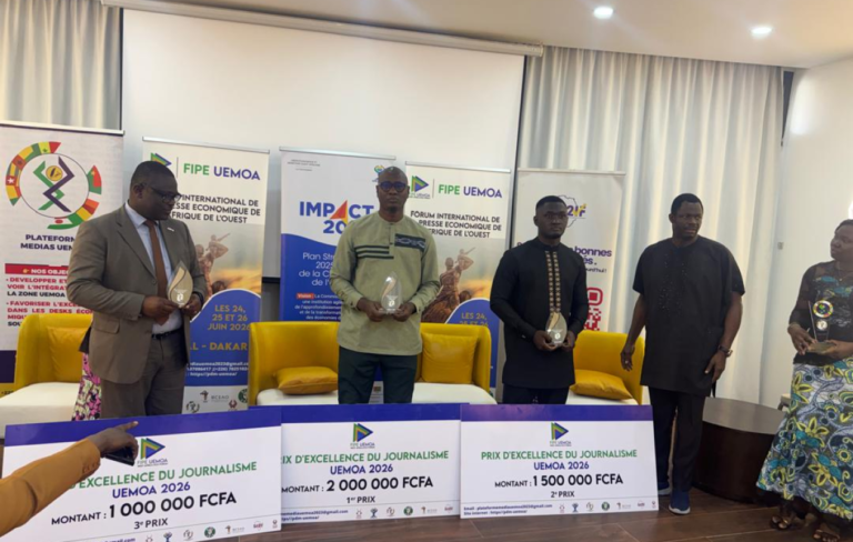 Prix d’Excellence du Journalisme de l’UEMOA : Aicha Fall (Seneweb) remporte la 1ere place, Moustapha Toumbou (Seneweb) la 2e place